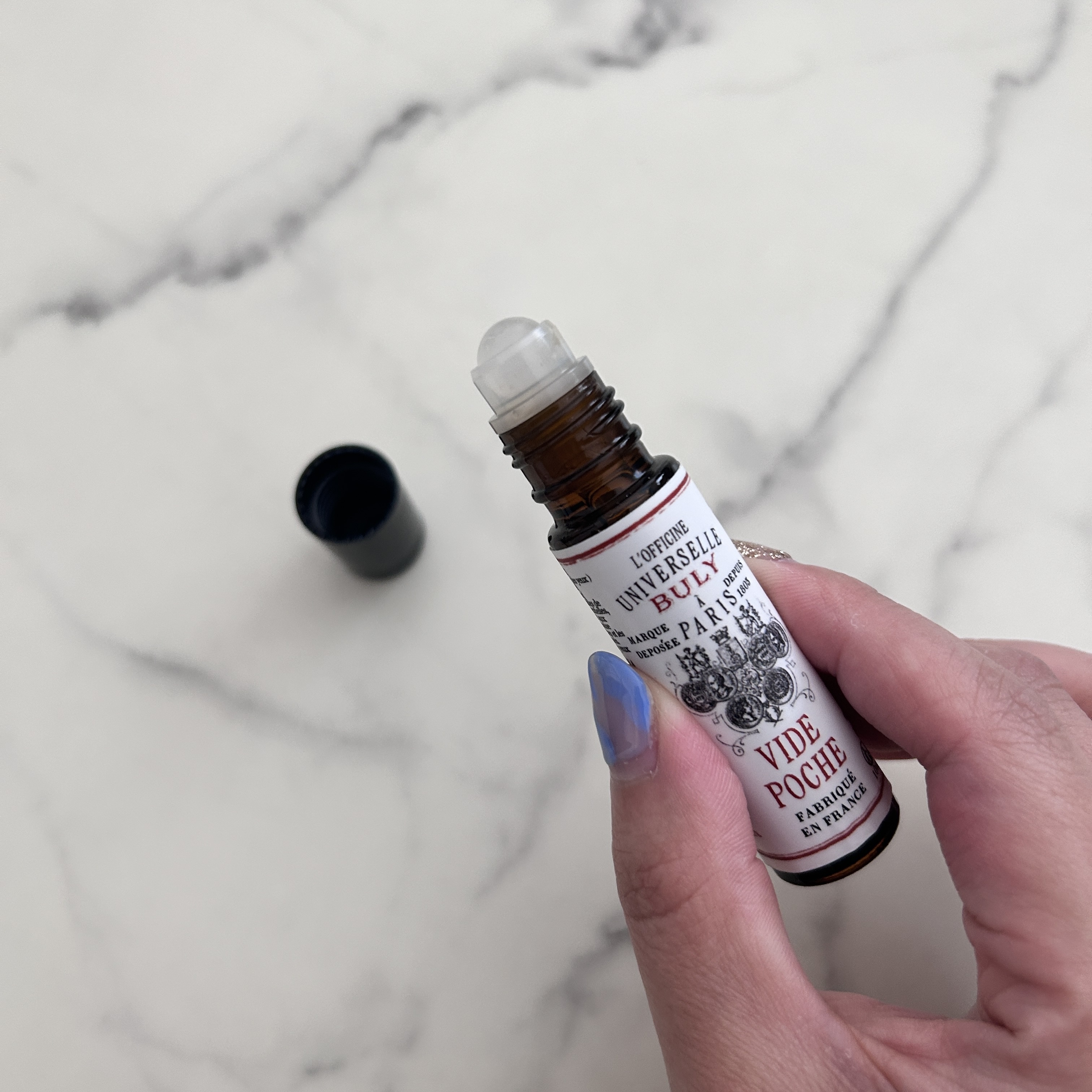 ヴィッド・ポッシュ/オフィシーヌ・ユニヴェルセル・ビュリー/美容液を使ったクチコミ（2枚目）