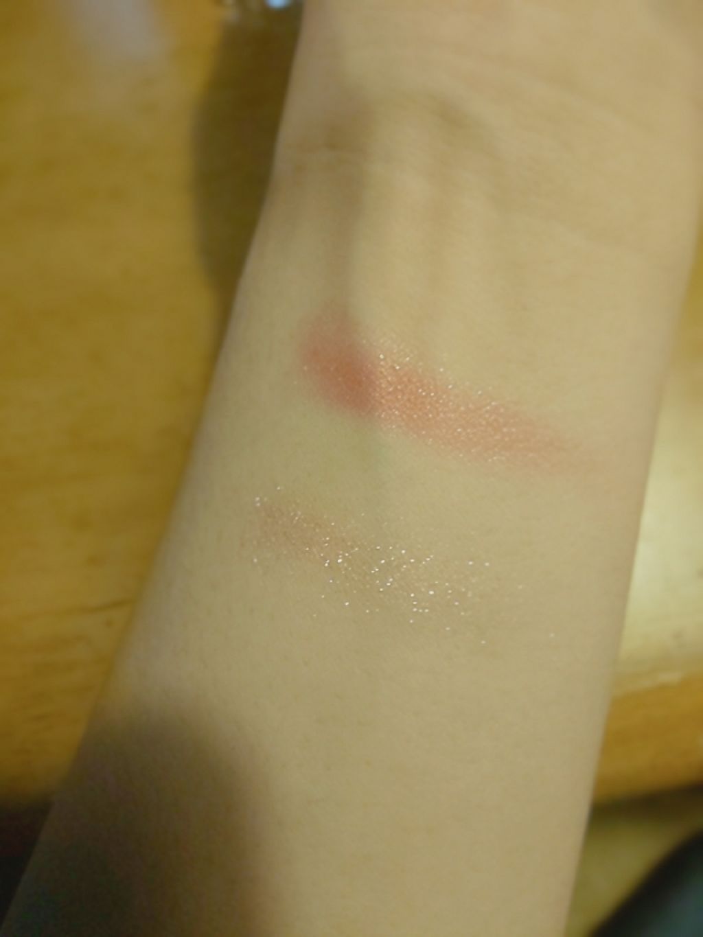 ルックアット マイアイジュエル/ETUDE/単色アイシャドウを使ったクチコミ（2枚目）