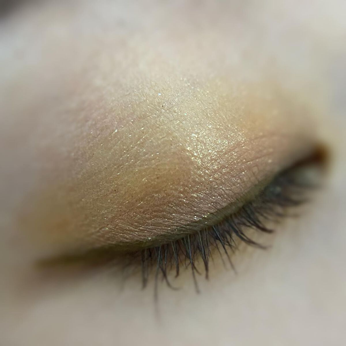 トーン タッチ アイズ/SUQQU/単色アイシャドウを使ったクチコミ（3枚目）