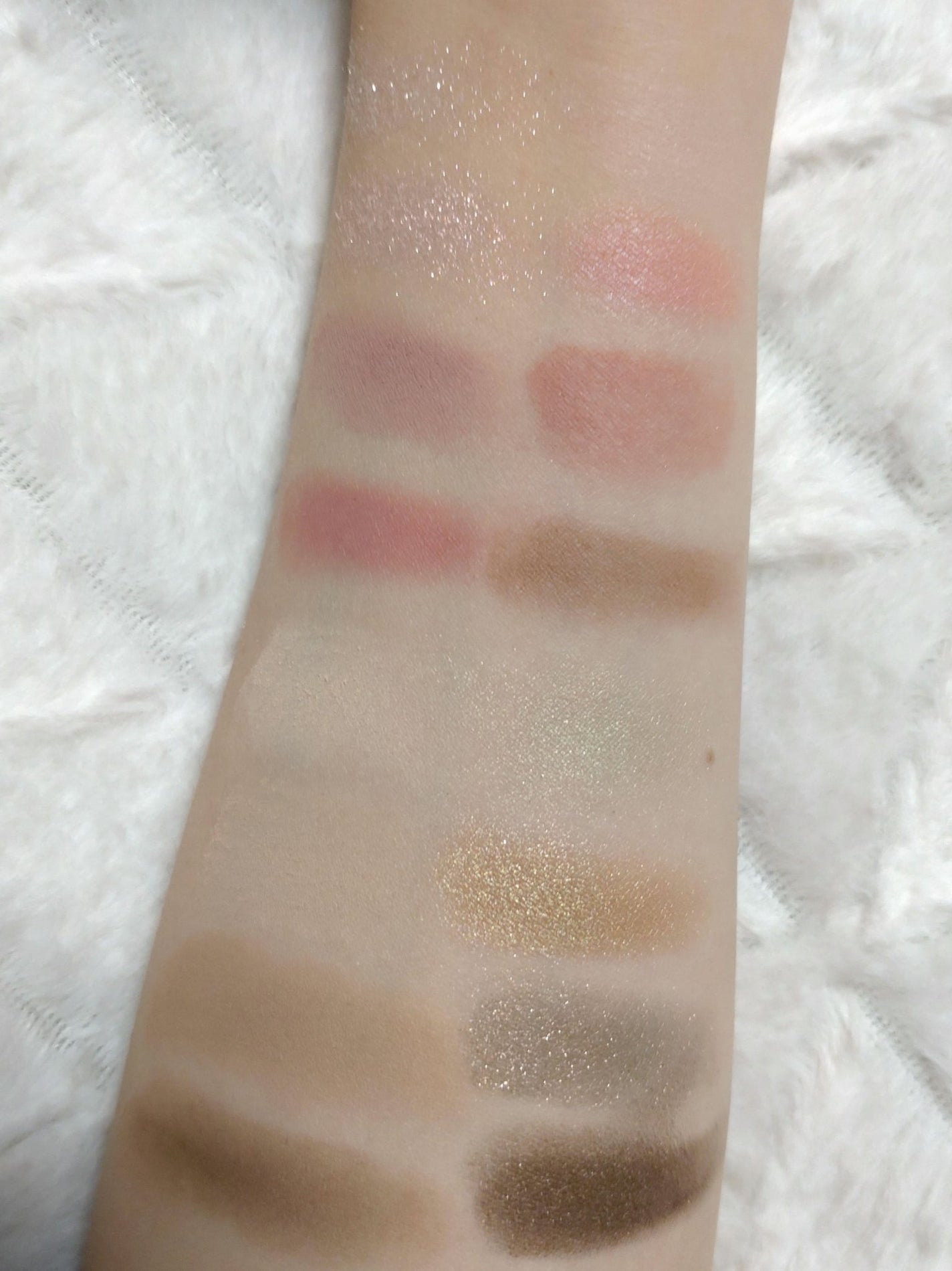 ソフトブラーリングアイパレット/wakemake/アイシャドウパレットを使ったクチコミ(3枚目)