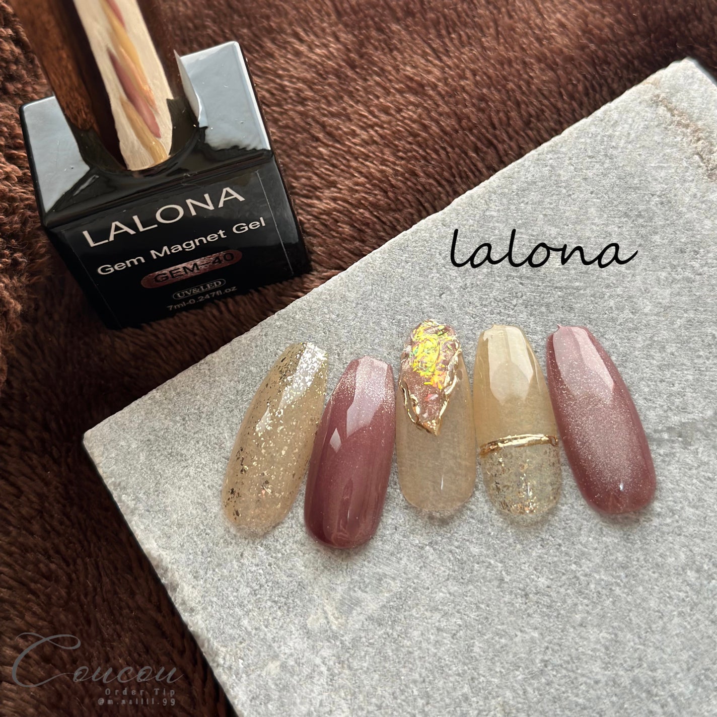🐒ズボラママみっちゃんの高見えネイル💅 on LIPS 「LALONA新色秋マグ🍂/くすみピンクのマグ😳グイングイン動い..」(1枚目)