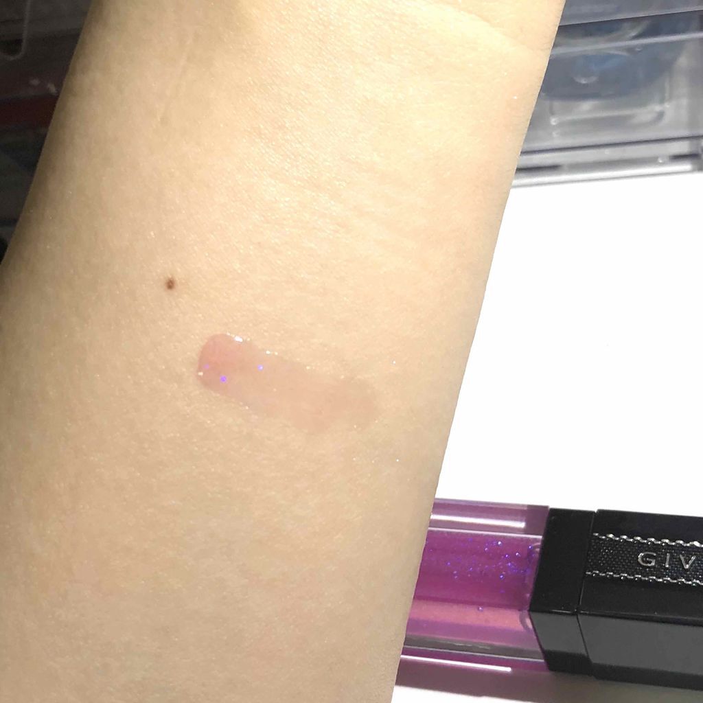 グロス・アンテルディ/GIVENCHY/リップグロスを使ったクチコミ(3枚目)