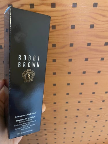 BOBBI BROWN インテンシブ スキン セラム ラディアンス エマルジョンのクチコミ「BOBBI BROWNインテンシブ スキン セラム ラディアンス エマルジョン
おすすめされて.....」（2枚目）