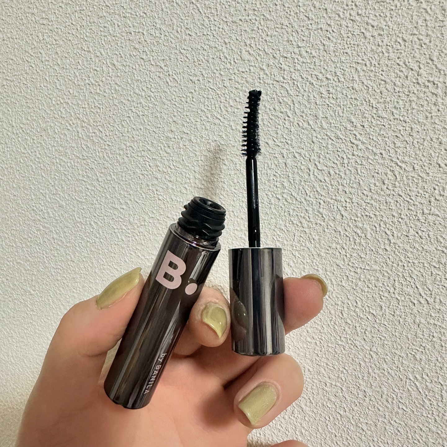 【PR】 @banilaco_japan 

マスカラ無しでもハッキリとした目元が演出できるバニラコのアイラッシュトリートメントが発売されました✨

 力なく抜けてしまうまつ毛の悩みもこれでおさらば！ペプチドコンプレックスとバイオチン成分を