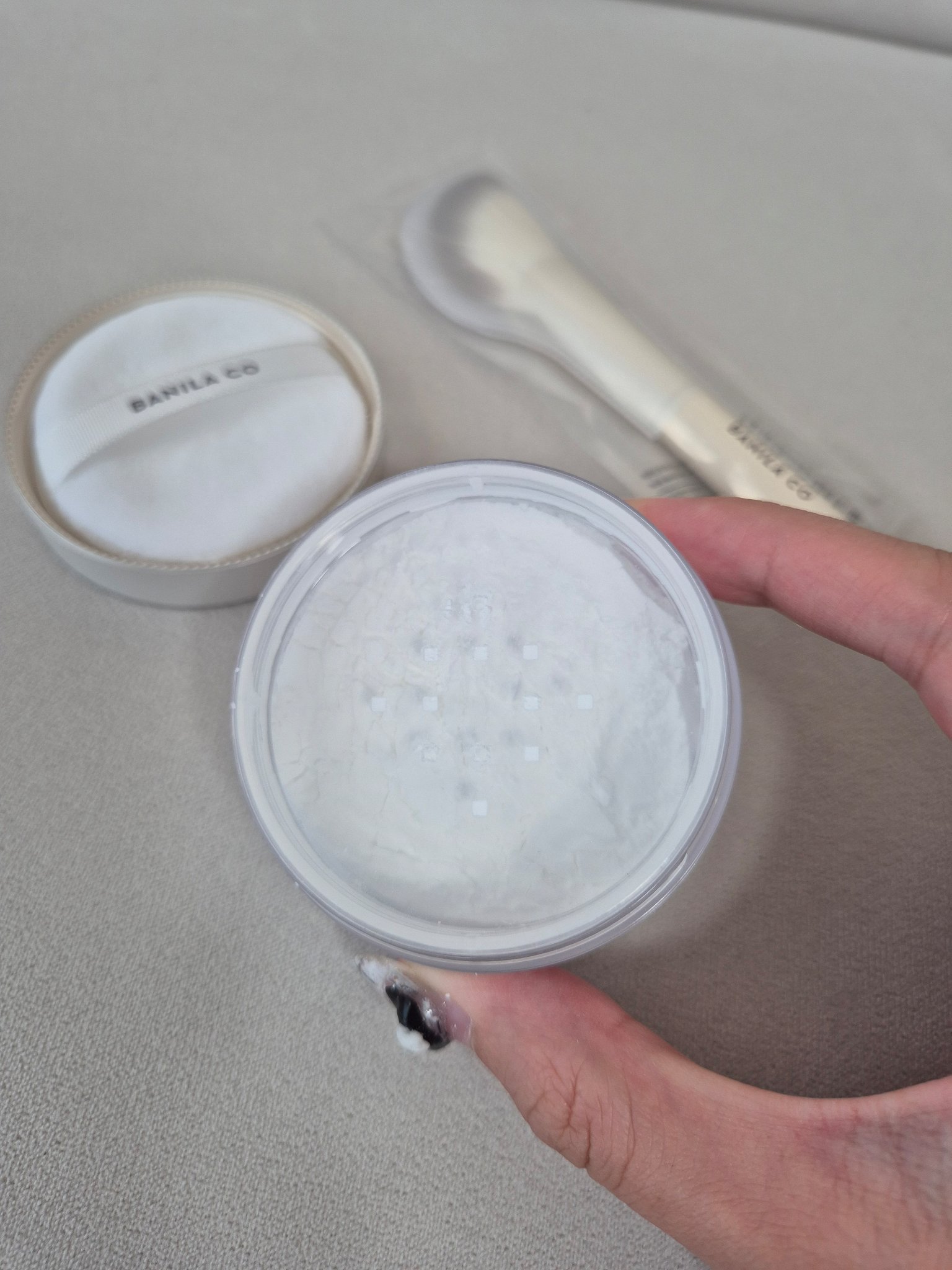 プライムプライマーフィニッシュパウダー/BANILA CO/ルースパウダーを使ったクチコミ（3枚目）