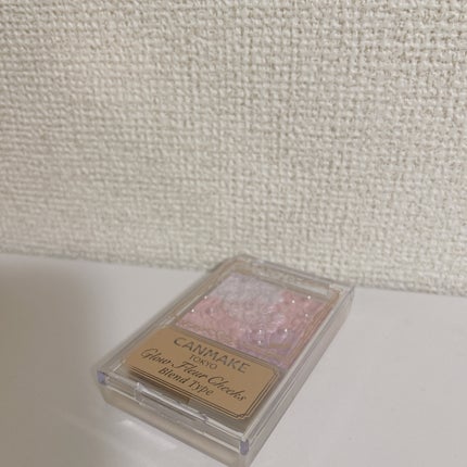 グロウフルールチークス(ブレンドタイプ)/キャンメイク/パウダーチークを使ったクチコミ(4枚目)