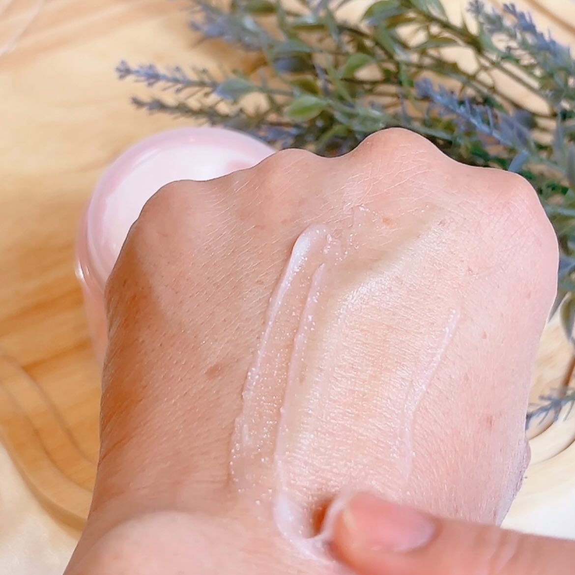 バウンシースリーピングマスク/LANEIGE/フェイスクリームを使ったクチコミ（3枚目）