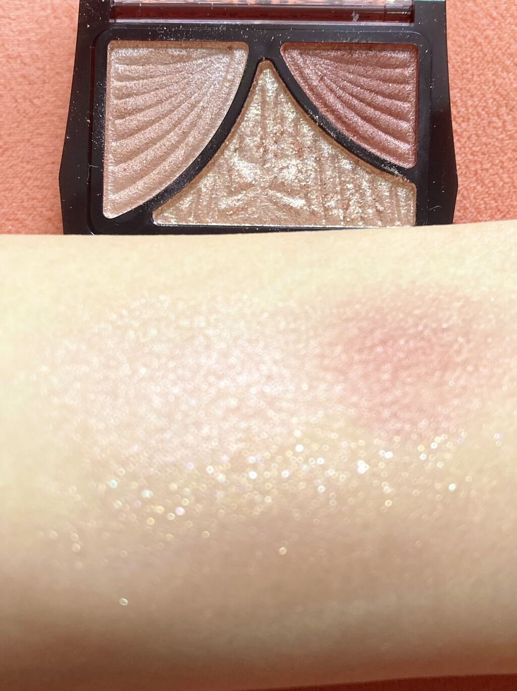 ジューシーピュアアイズ/キャンメイク/アイシャドウパレットを使ったクチコミ（3枚目）