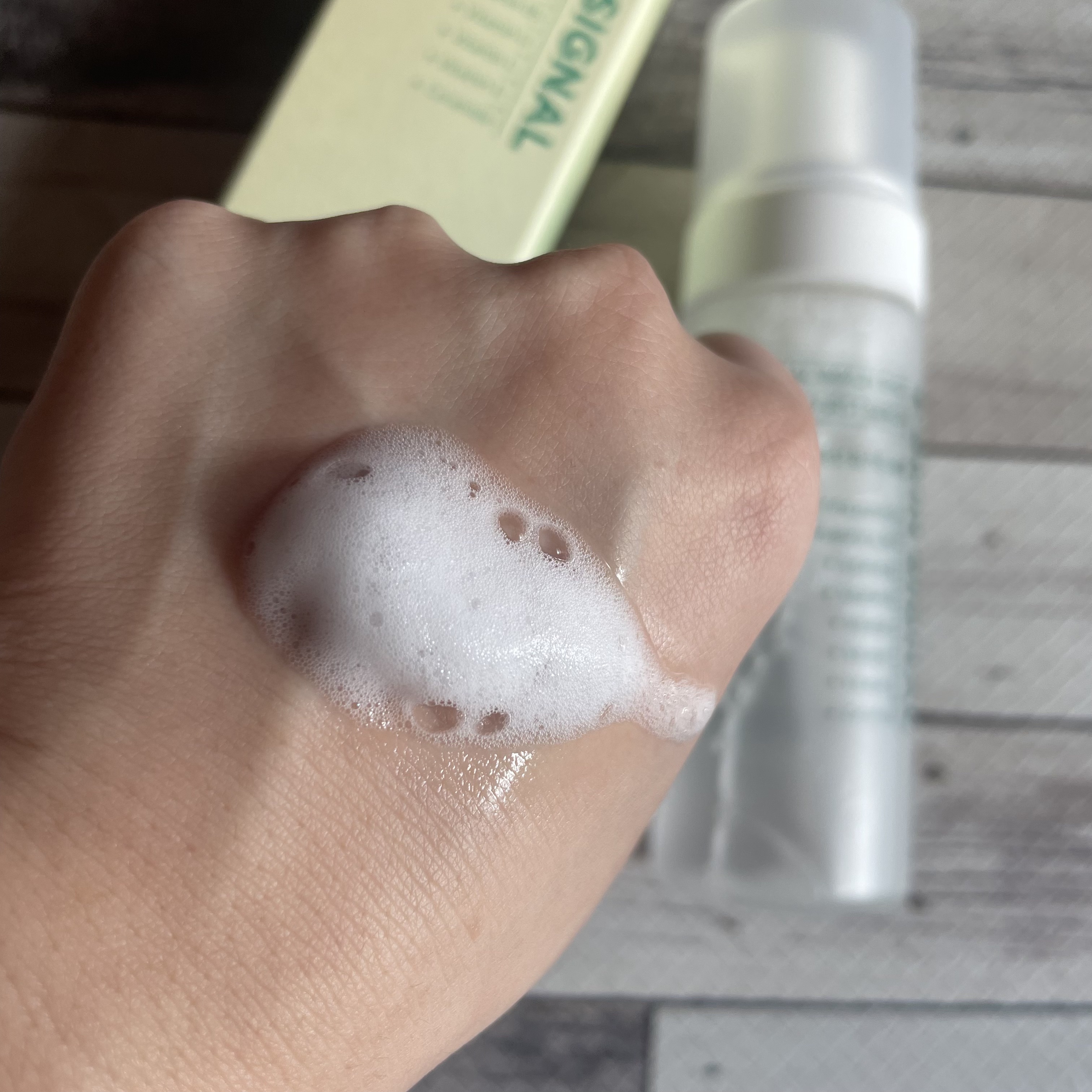 バイタルイミュンショットファーストバブルセラム/SKIN SIGNAL/美容液を使ったクチコミ（3枚目）