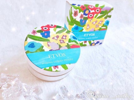 エトヴォス ミネラルUVパウダー(旧)のクチコミ「エトヴォス ミネラルUVボディパウダー
⁑容量・本体価格*8g・3,240円(税込)
♡.....」(1枚目)