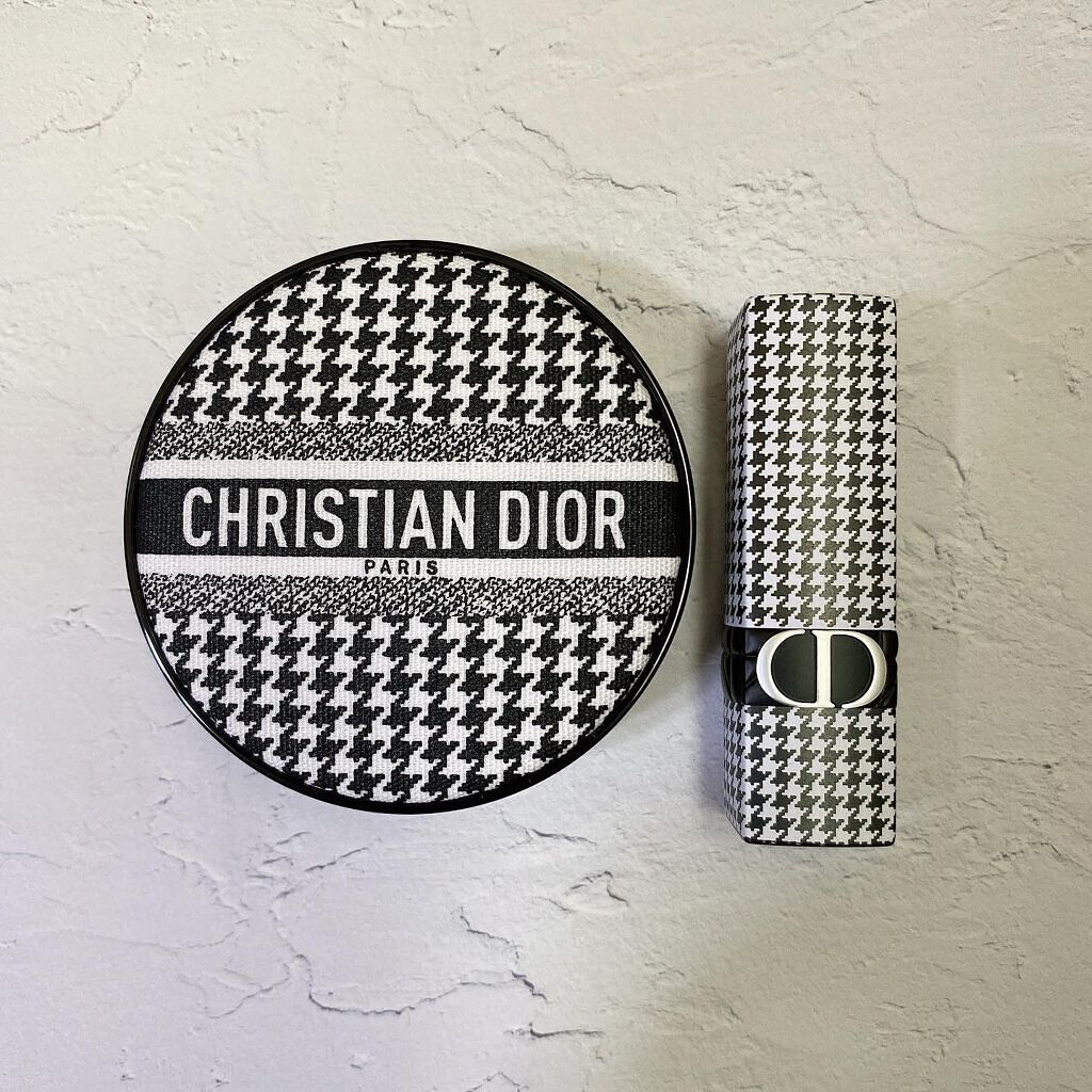 【旧】ディオールスキン フォーエヴァー クッション 00 ニュートラル<ニュー ルック エディション>（生産終了）/Dior/クッションファンデーションを使ったクチコミ（2枚目）