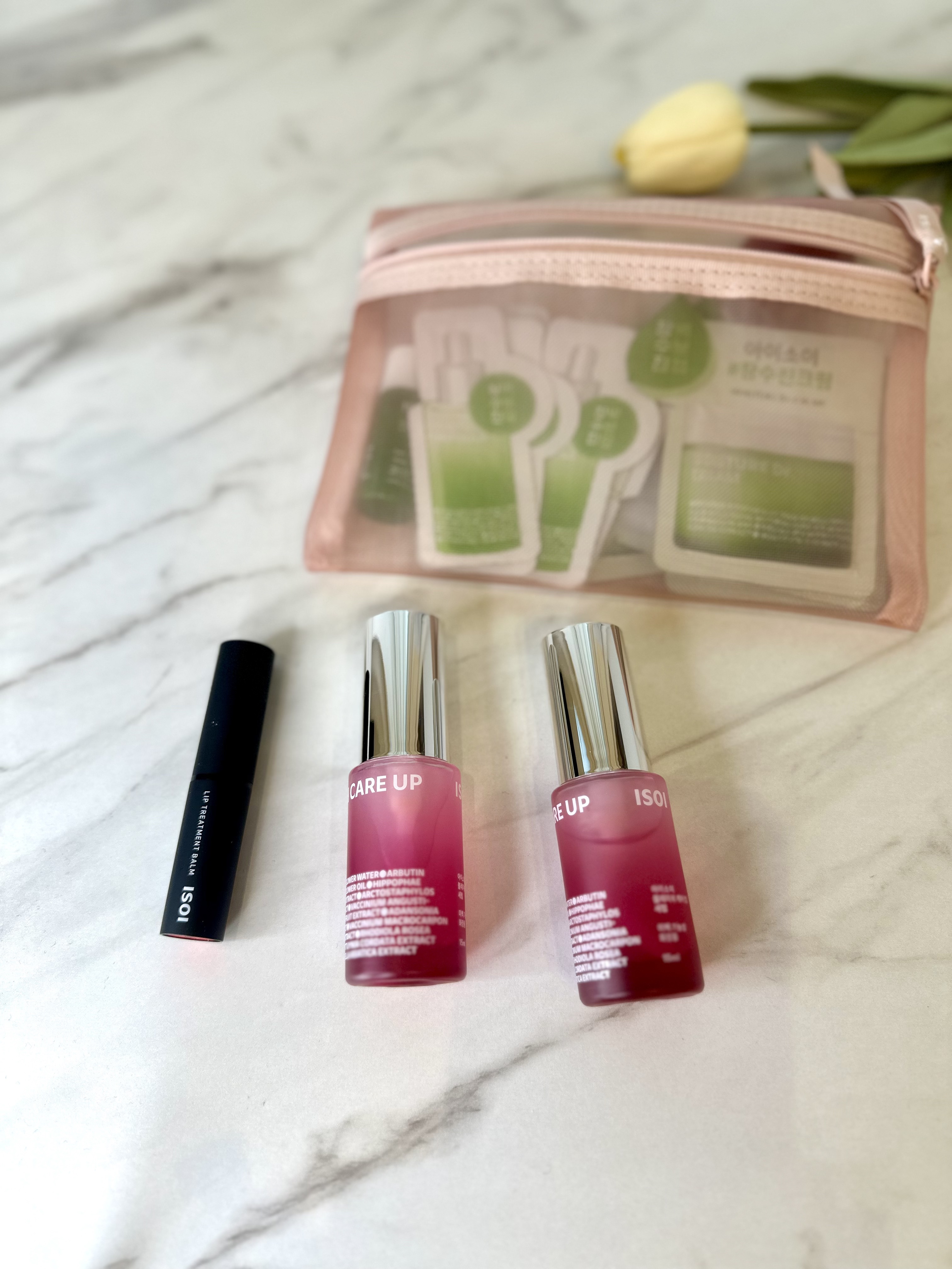 透明肌を目指す方のための「消しゴムセラム」しみケア、乾燥によりくすんで見える肌に効果的なアルブチン、3000本よりたった1gのみ抽出可能なブルガリアンローズオイル配合🩷

 オリーブヤング10年間1位

 2012年11月～2022年10