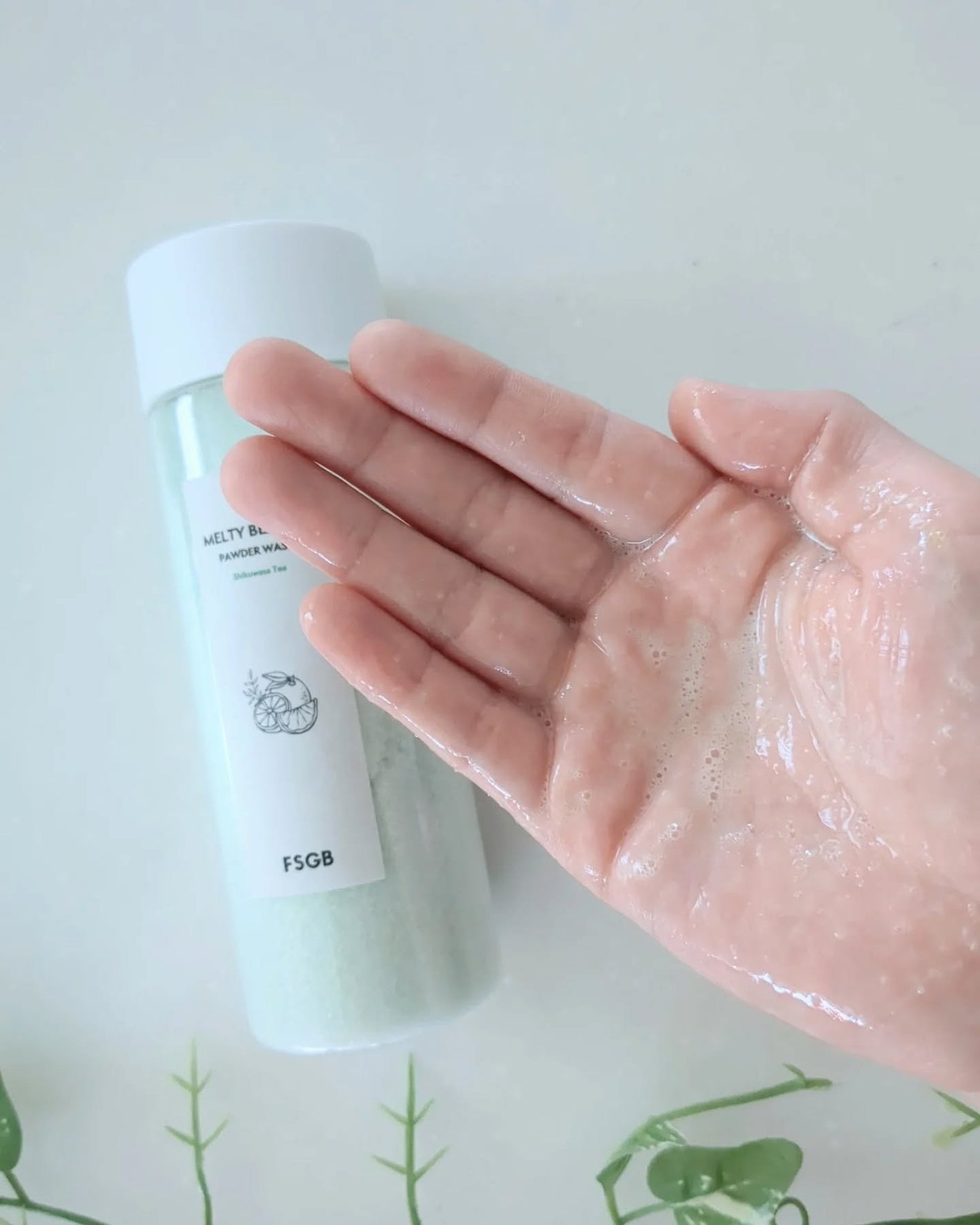 沖縄とろみ美容 パウダーウォッシュ シークヮーサーティー/FSGB/洗顔パウダーを使ったクチコミ(4枚目)