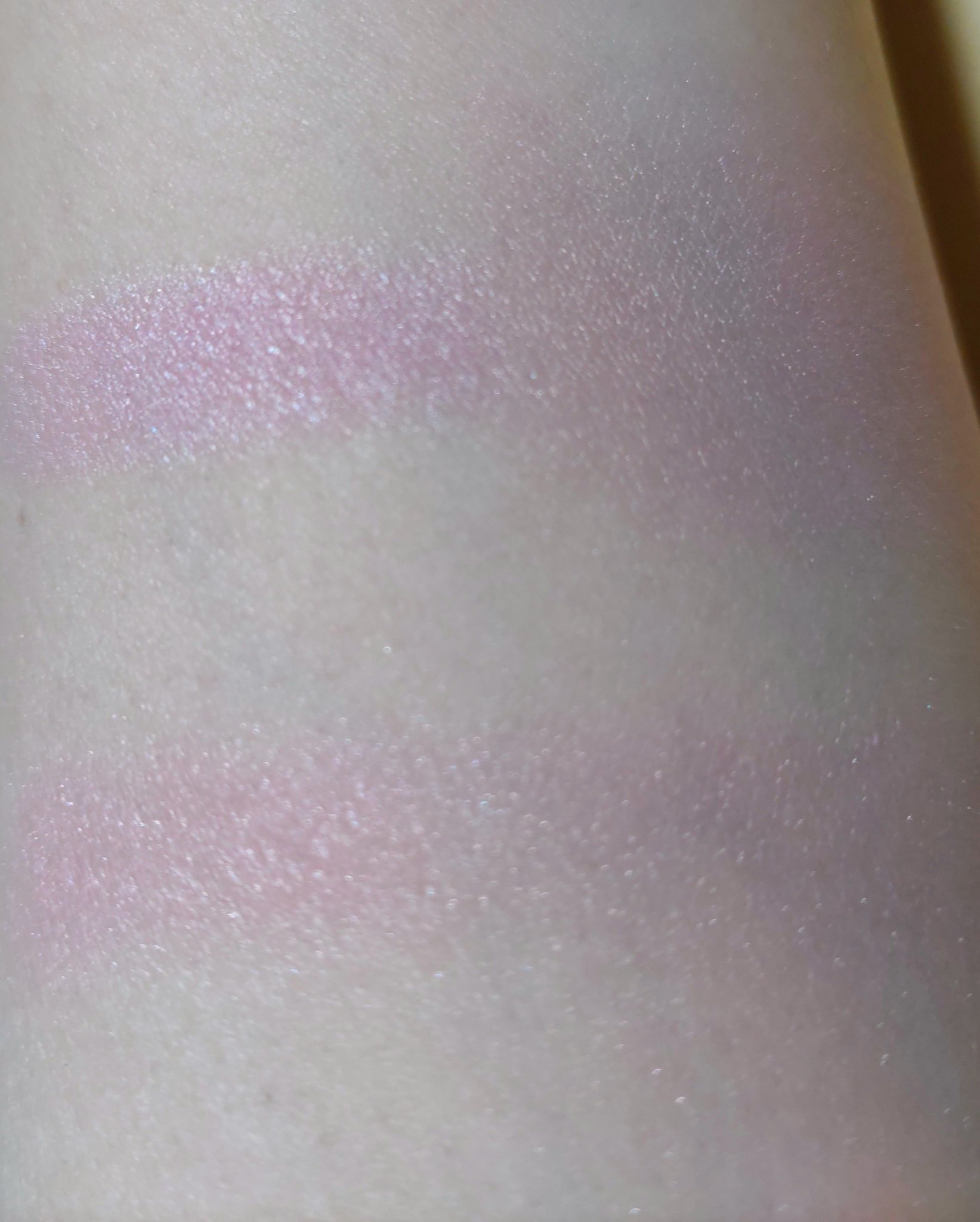 パウダーブラッシュ/DAISY DOLL by MARY QUANT/パウダーチークを使ったクチコミ（3枚目）