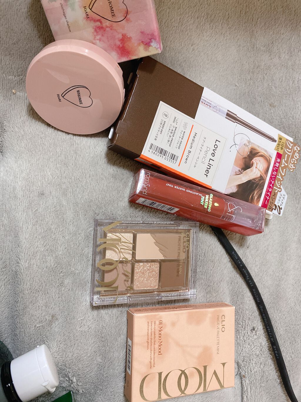 フーミー ちっちゃ顔シャドウ/WHOMEE/シェーディングを使ったクチコミ（1枚目）