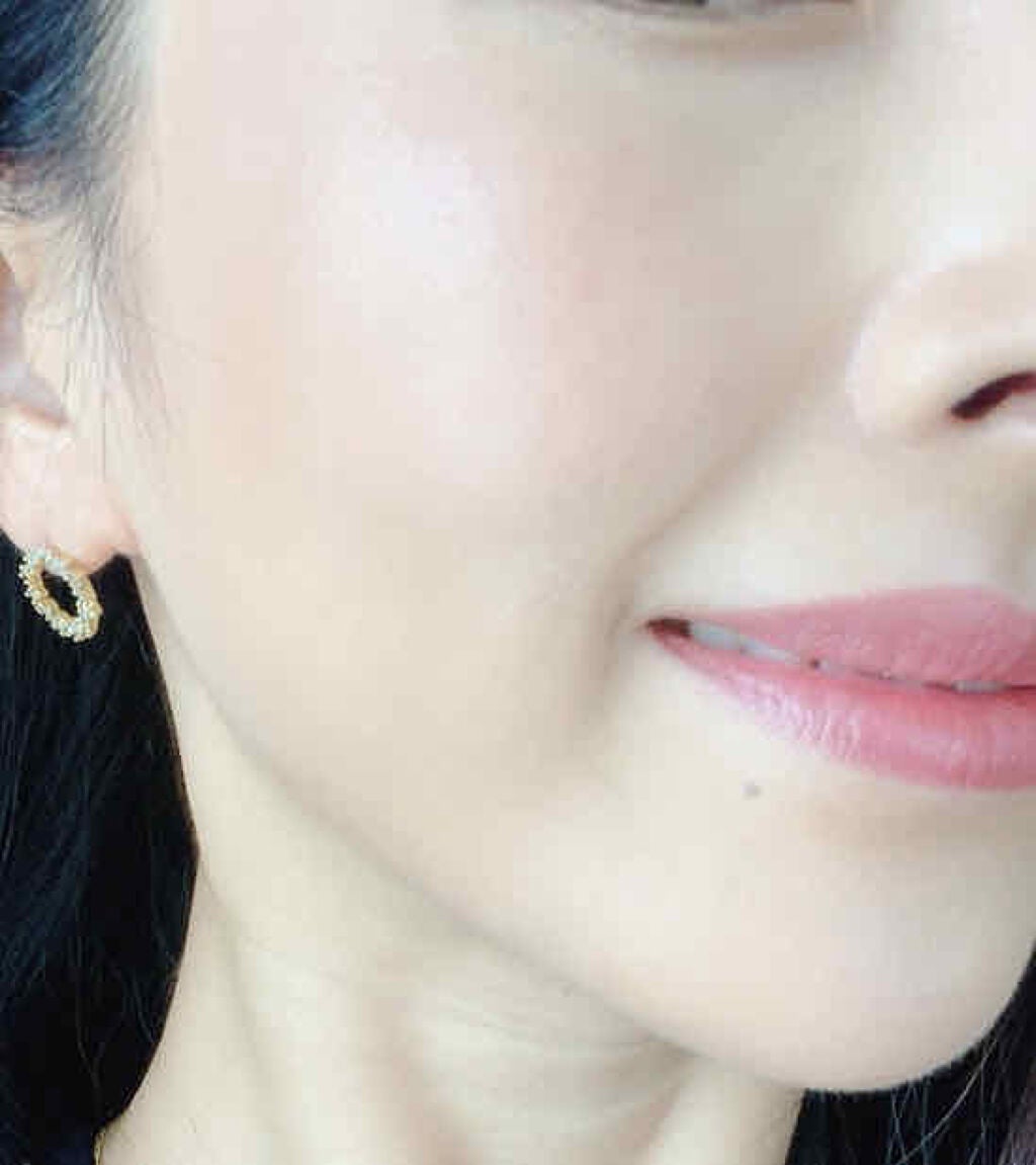 ペタル 55 ファンデーション ブラシ/shu uemura/メイクブラシを使ったクチコミ(2枚目)