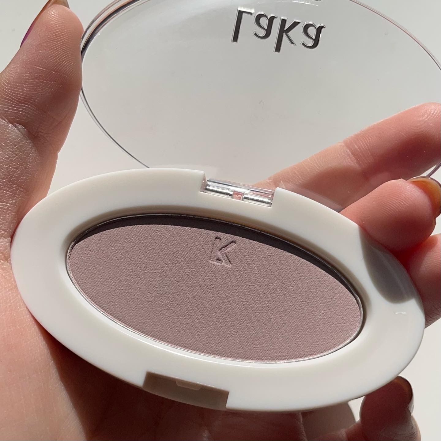 ラブシルクブラッシュ 708 ポエム/Laka/パウダーチークを使ったクチコミ（3枚目）