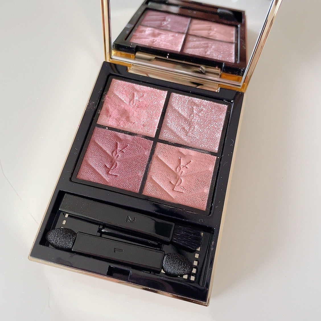 クチュール ミニ クラッチ/YVES SAINT LAURENT BEAUTE/アイシャドウパレットを使ったクチコミ(1枚目)