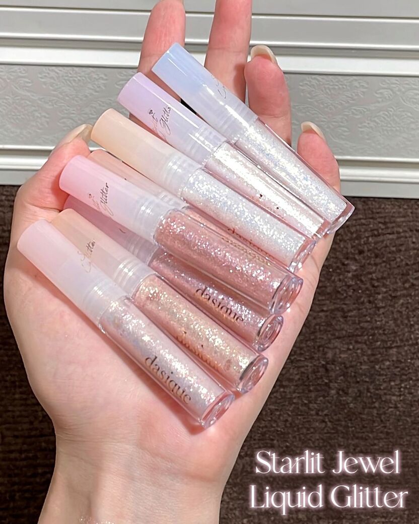 スターリット リキッドグリッター/dasique/メイクアップを使ったクチコミ(2枚目)