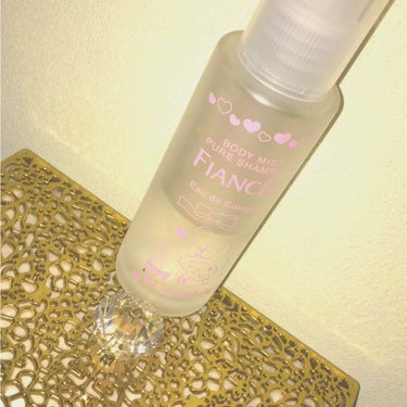                     💧 BODY  MIST💧
           匂い   :プュアシャンプーの香り

                         "FIANCEE"
  