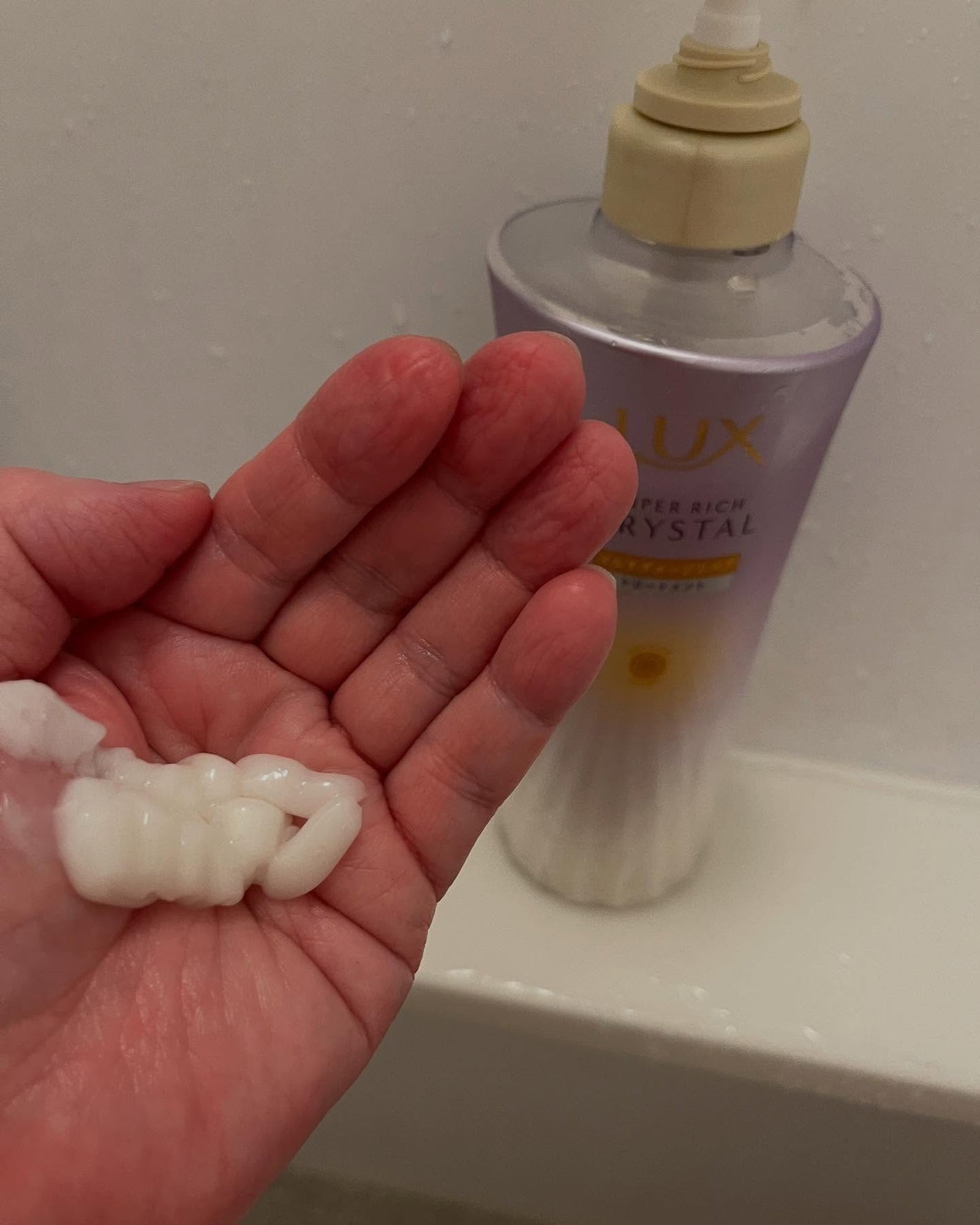 スーパーリッチクリスタル マルチダメージリペア シャンプー/トリートメント/LUX/市販シャンプーを使ったクチコミ(5枚目)