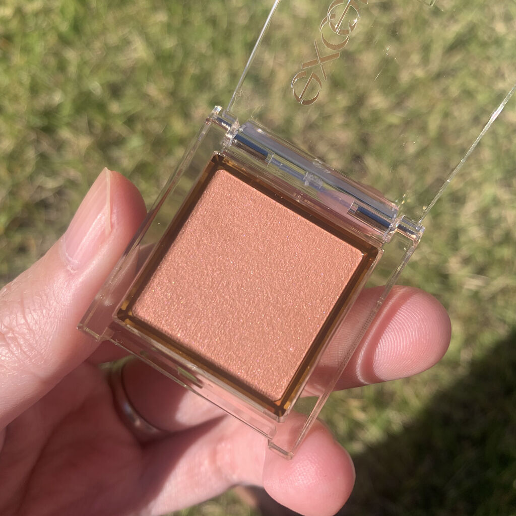 アイプランナー/excel/単色アイシャドウを使ったクチコミ（2枚目）