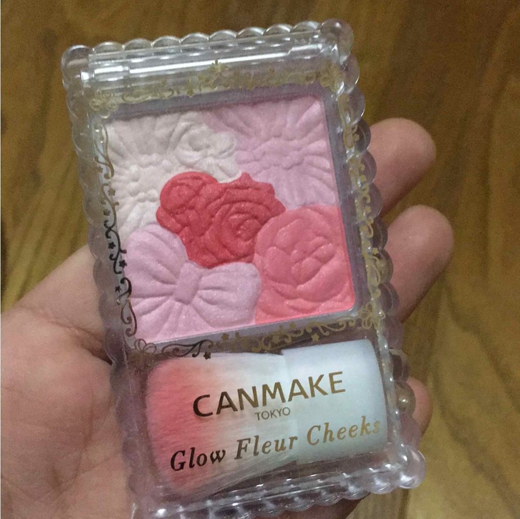 グロウフルールチークス/キャンメイク/パウダーチークを使ったクチコミ（1枚目）