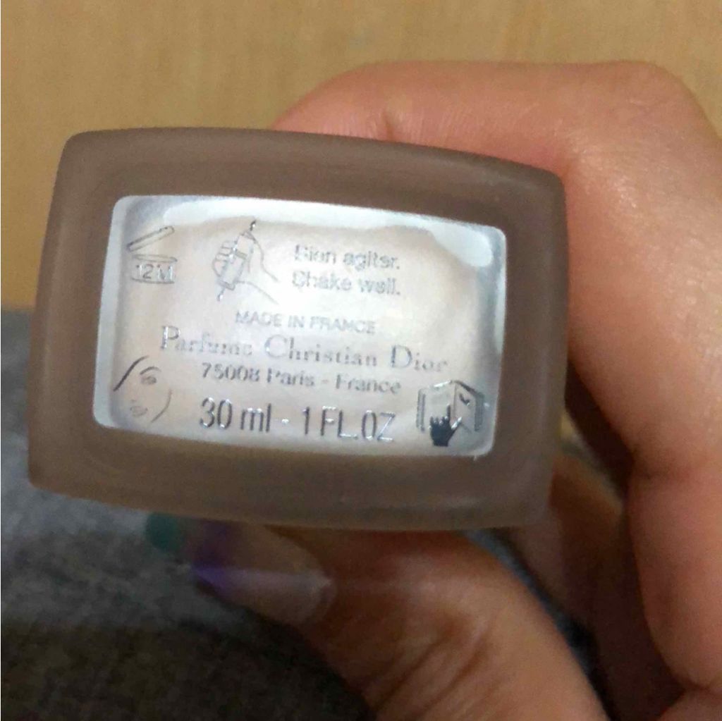 【旧】ディオールスキン フォーエヴァー フルイド マット/Dior/リキッドファンデーションを使ったクチコミ(3枚目)