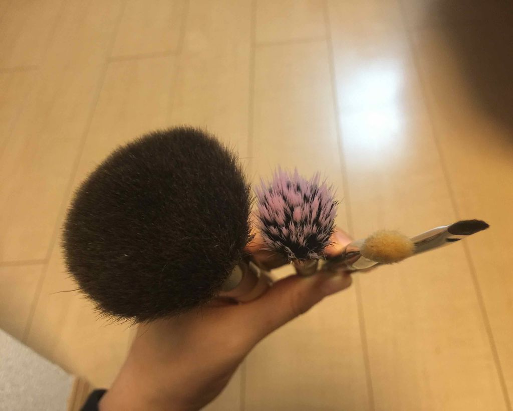 #188 スモール デュオ ファイバー フェイス ブラシ/M・A・C/メイクブラシを使ったクチコミ（3枚目）