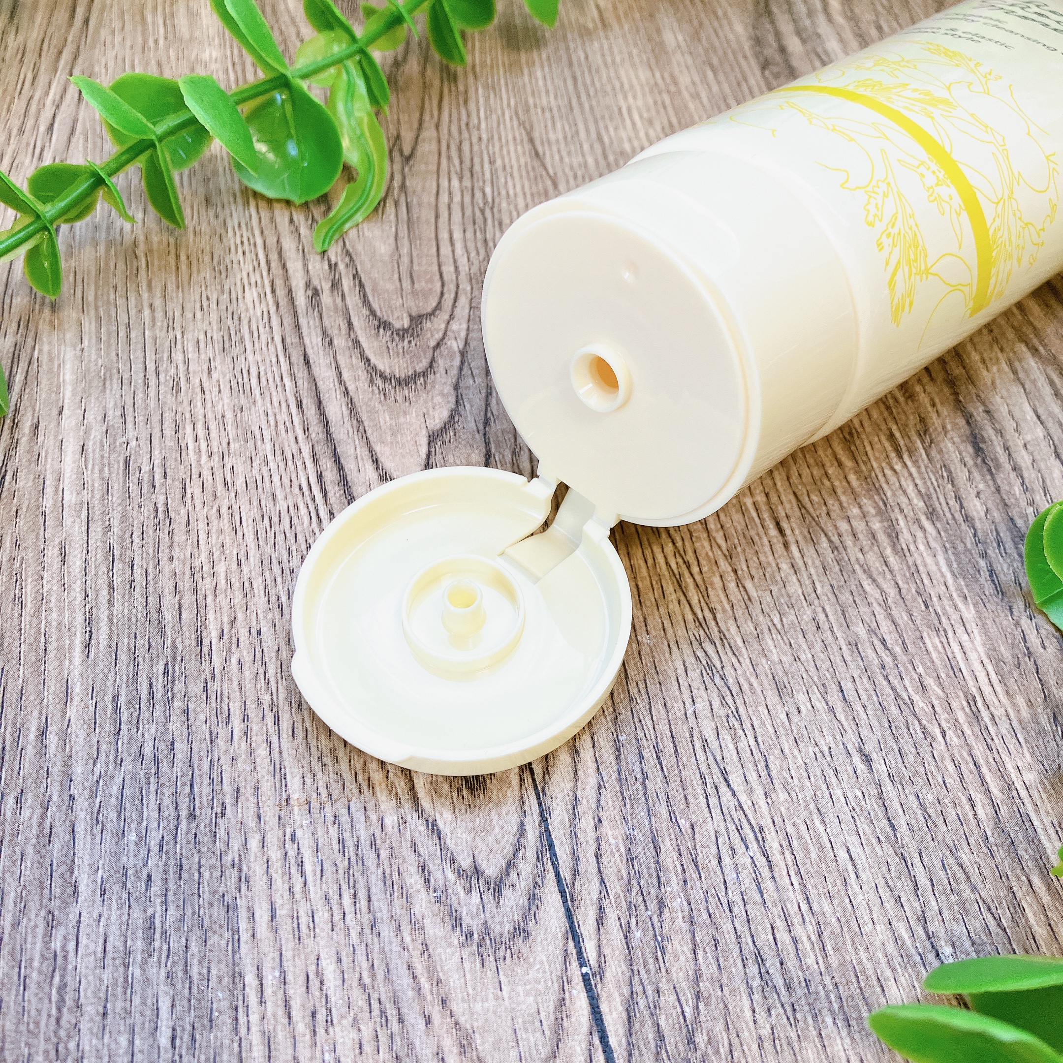 とろけるクレンジングオイルジェル/シュシュモア/クレンジングジェルを使ったクチコミ（2枚目）