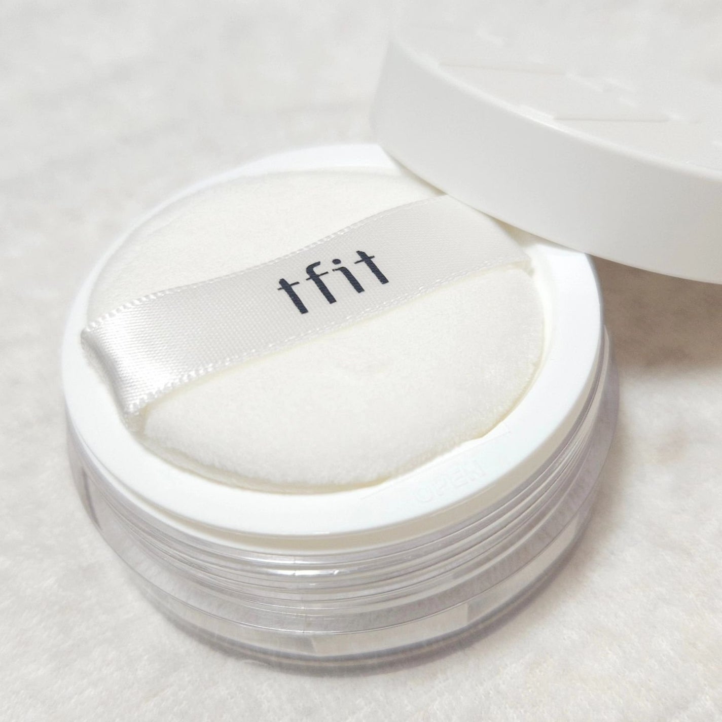 siki on LIPS 「TFIT @tfit.japanからパウダーのご紹介!TRAN..」(1枚目)