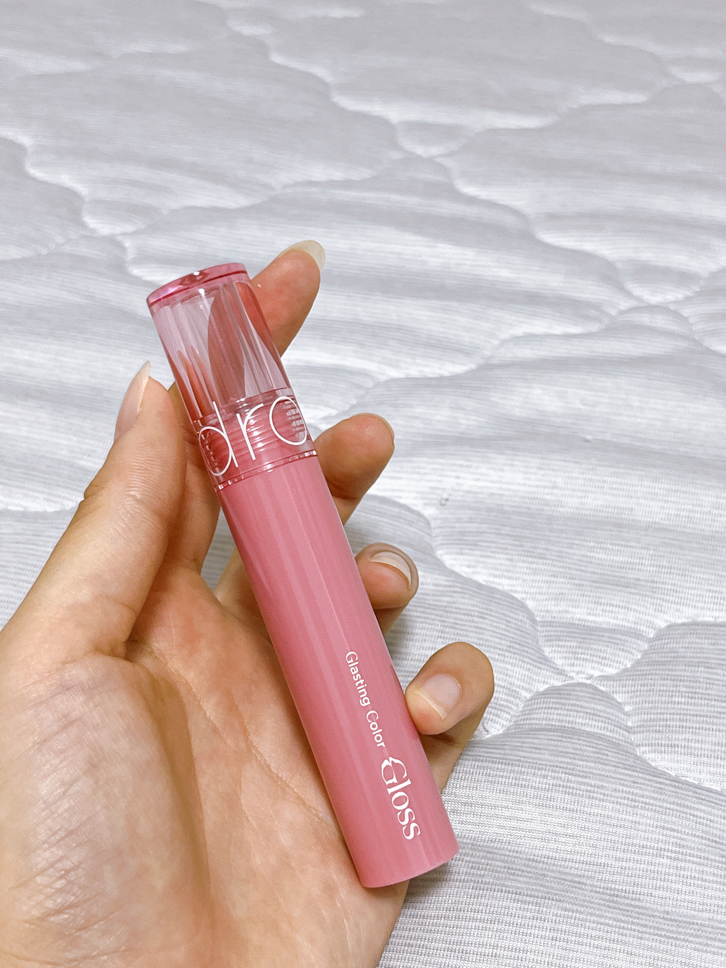 グラスティングカラーグロス/rom&nd/リップグロスを使ったクチコミ（2枚目）