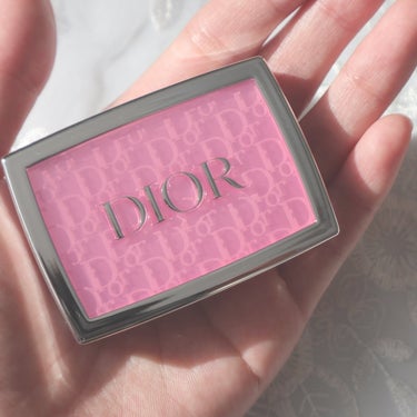 ロージー グロウ 001 ピンク/Dior/パウダーチークを使ったクチコミ（2枚目）