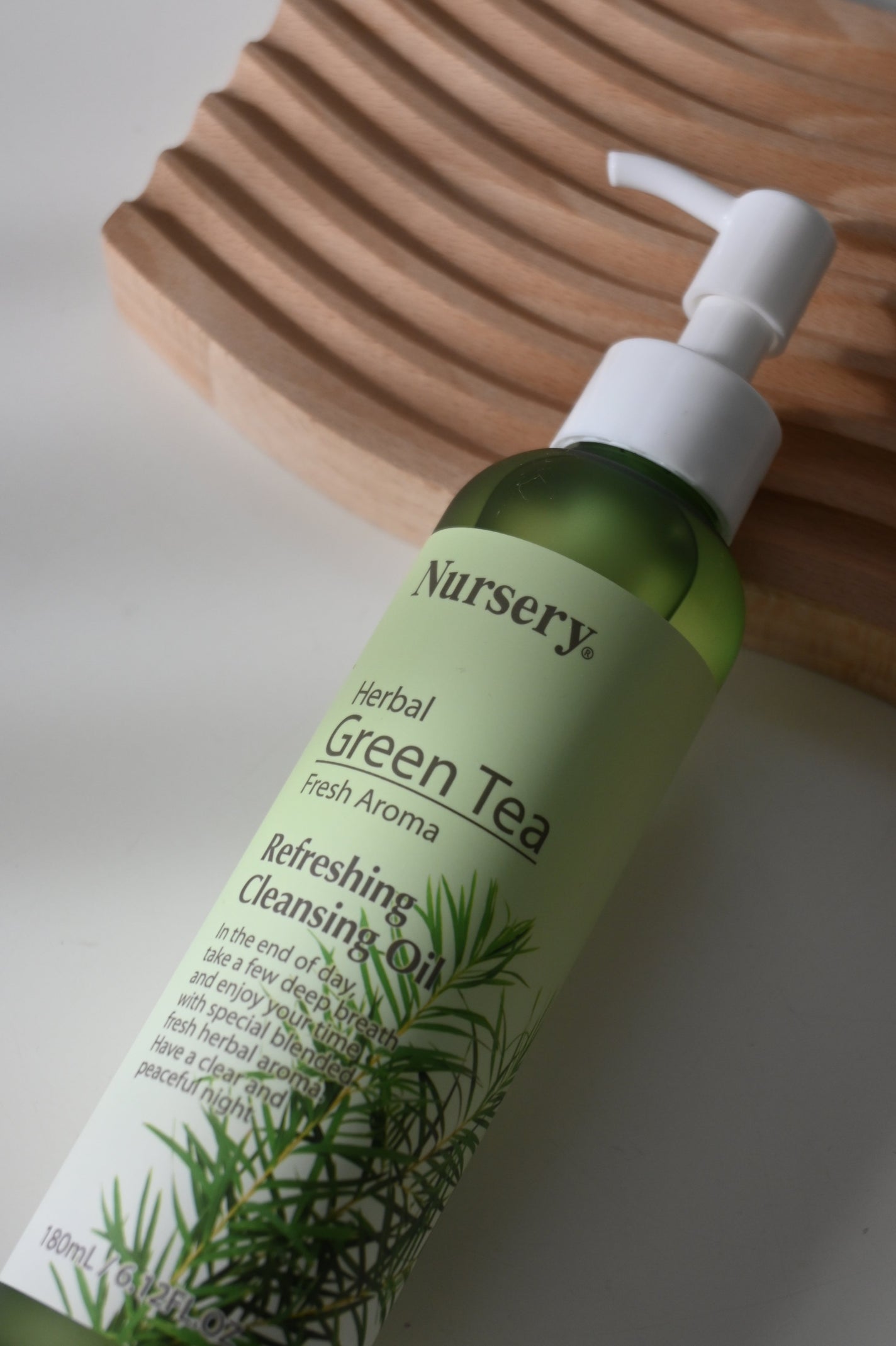 リフレッシングクレンジングオイル ハーバルグリーンティー/Nursery(ナーセリー)/オイルクレンジングを使ったクチコミ(1枚目)