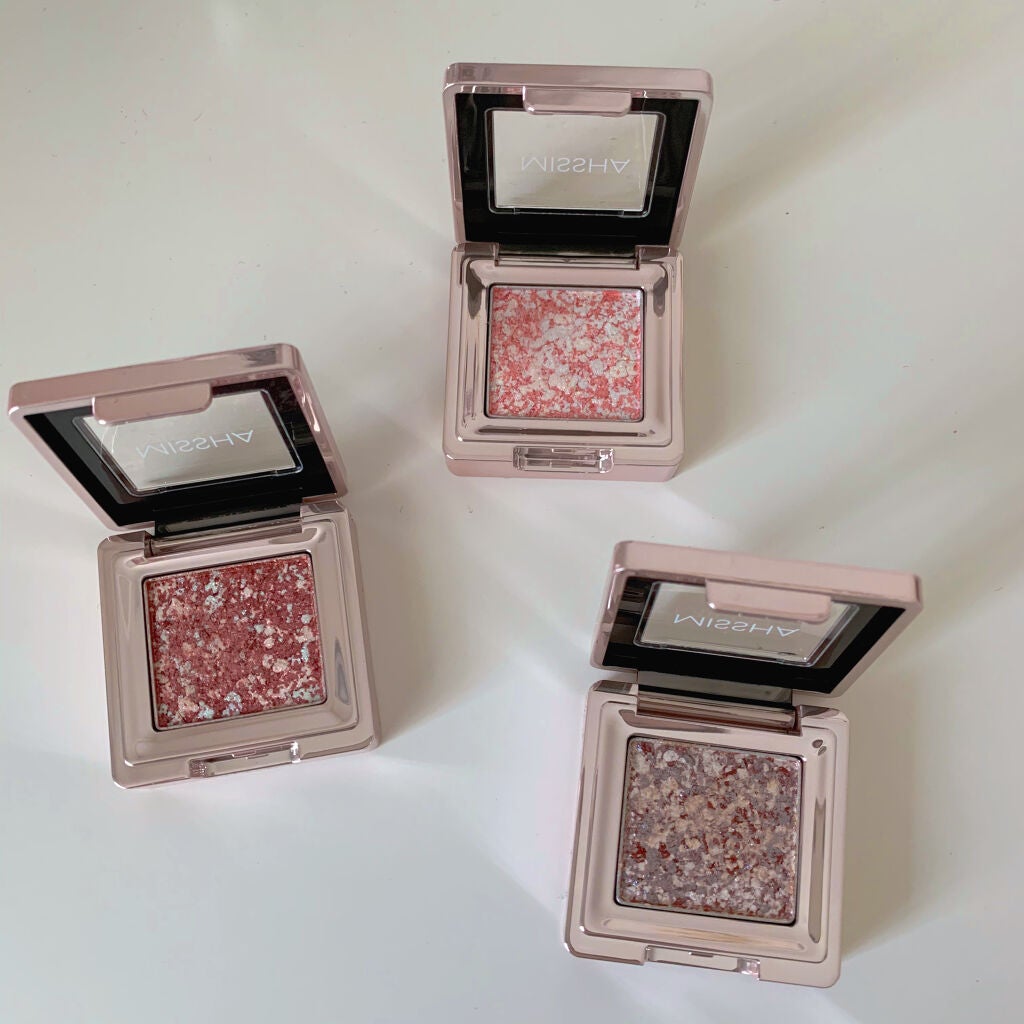 グリッタープリズム シャドウ/MISSHA/グリッターを使ったクチコミ(1枚目)