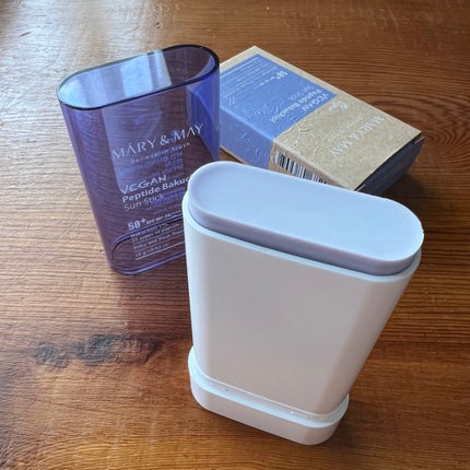 ヴィーガンペプチドバクチオールサンスティック SPF50+ PA++++/MARY&MAY/日焼け止めスティックを使ったクチコミ(2枚目)