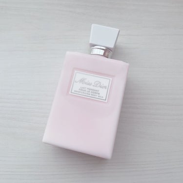ミス ディオール オードゥ パルファン ローラー パール/Dior/香水(レディース)を使ったクチコミ（2枚目）