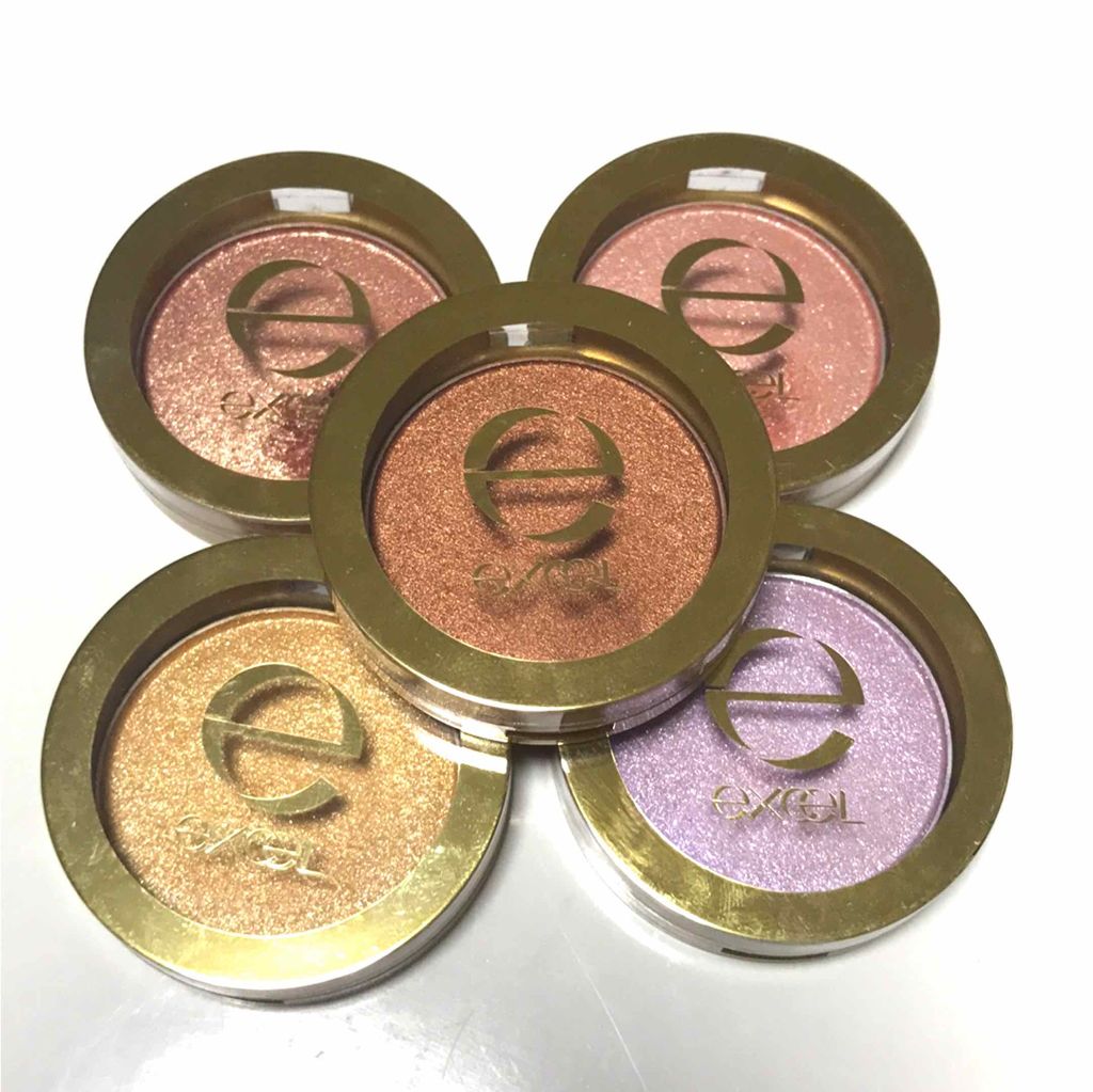 シャイニーシャドウ N/excel/単色アイシャドウを使ったクチコミ(1枚目)