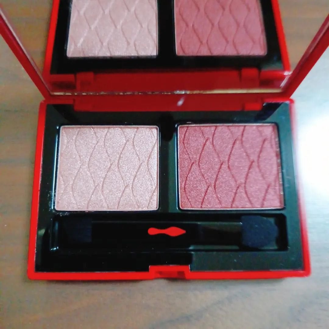 アブラカダブラ ルデュオ/クリスチャン ルブタン/アイシャドウパレットを使ったクチコミ(2枚目)