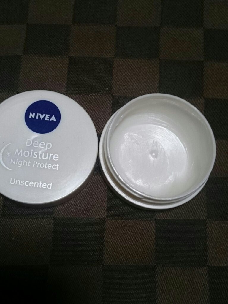 ディープモイスチャーナイトプロテクト 無香料/ニベア/リップマスクを使ったクチコミ(2枚目)