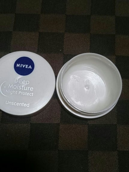 ディープモイスチャーナイトプロテクト 無香料/ニベア/リップマスクを使ったクチコミ(2枚目)