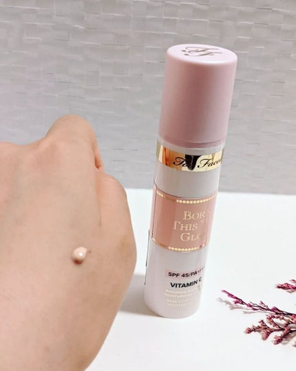 ボーン ディス ウェイ グロウ モイスチュアライジング メイクアップ プライマー/Too Faced/化粧下地を使ったクチコミ(4枚目)