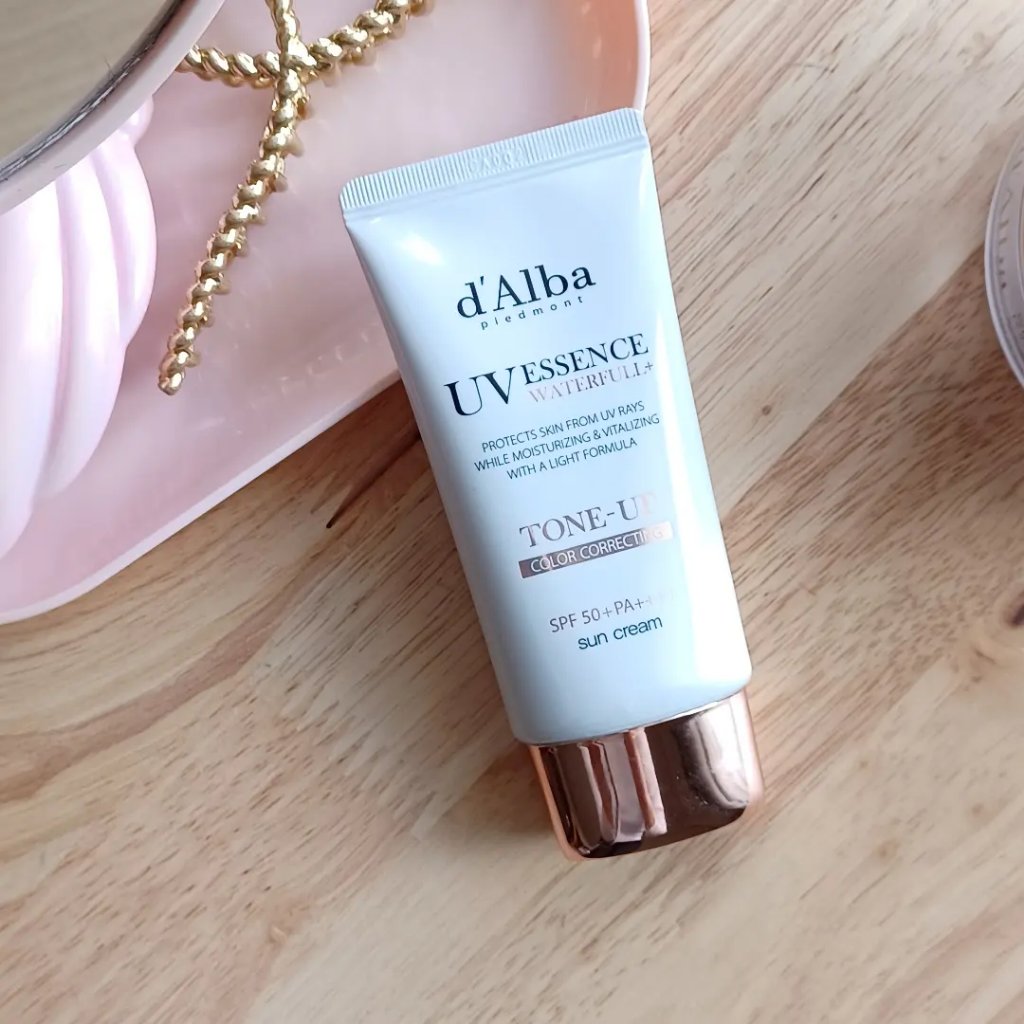 ウォータフルトーンアップサンクリーム/ダルバ/日焼け止めクリームを使ったクチコミ（2枚目）