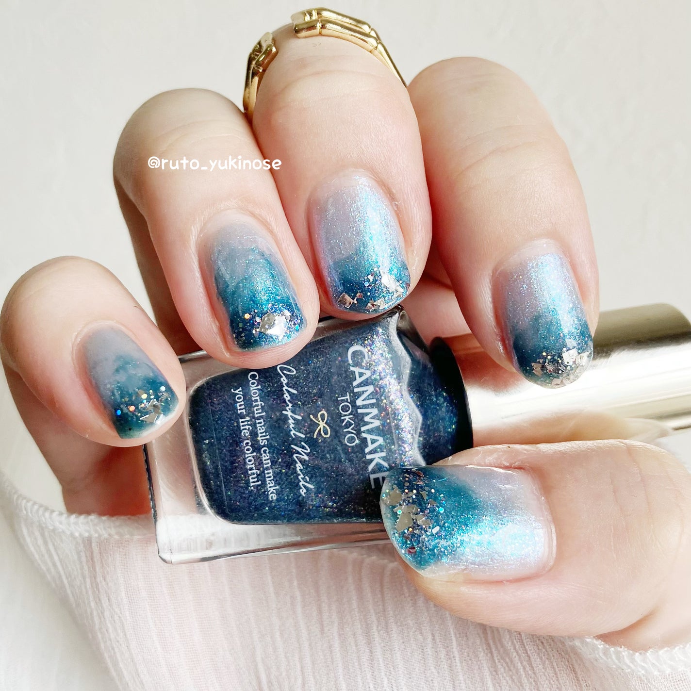 カラフルネイルズ/キャンメイク/マニキュアを使ったクチコミ(3枚目)