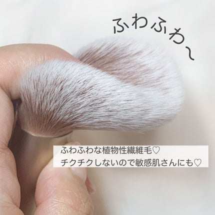 Rownyeon 金梅シリーズブラシセットのクチコミ「愛用中のメイクブラシをご紹介🖌✨
最近使い始めたメイクブラシセットが本当に使い心地が良くてお.....」(2枚目)