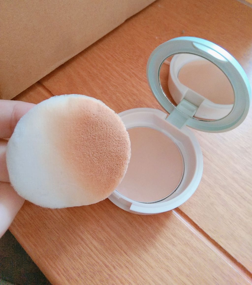 フェイスパウダー 薬用オークル/クリアラスト/プレストパウダーを使ったクチコミ(2枚目)