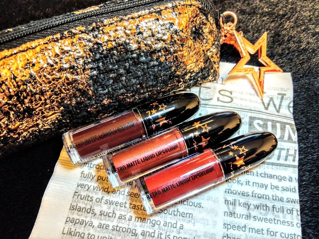 MAC ラッキー スターズ レトロマットキット #レッド M・A・C