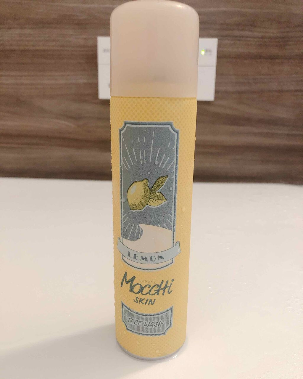 モッチスキン吸着泡洗顔FL(レモン)/MoccHi SKIN/泡洗顔を使ったクチコミ(1枚目)