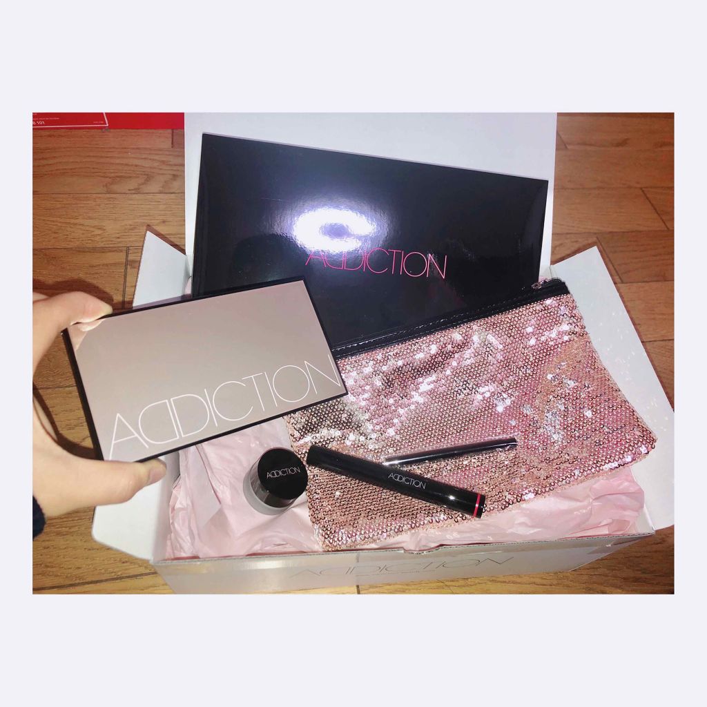 限定メイクアップキット ホリデー アディクション シノワズリ クリスマスコフレ 18 Addiction の使い方を徹底解説 可愛すぎて公式オンラインで予約購入しました By 由貴 乾燥肌 代前半 Lips