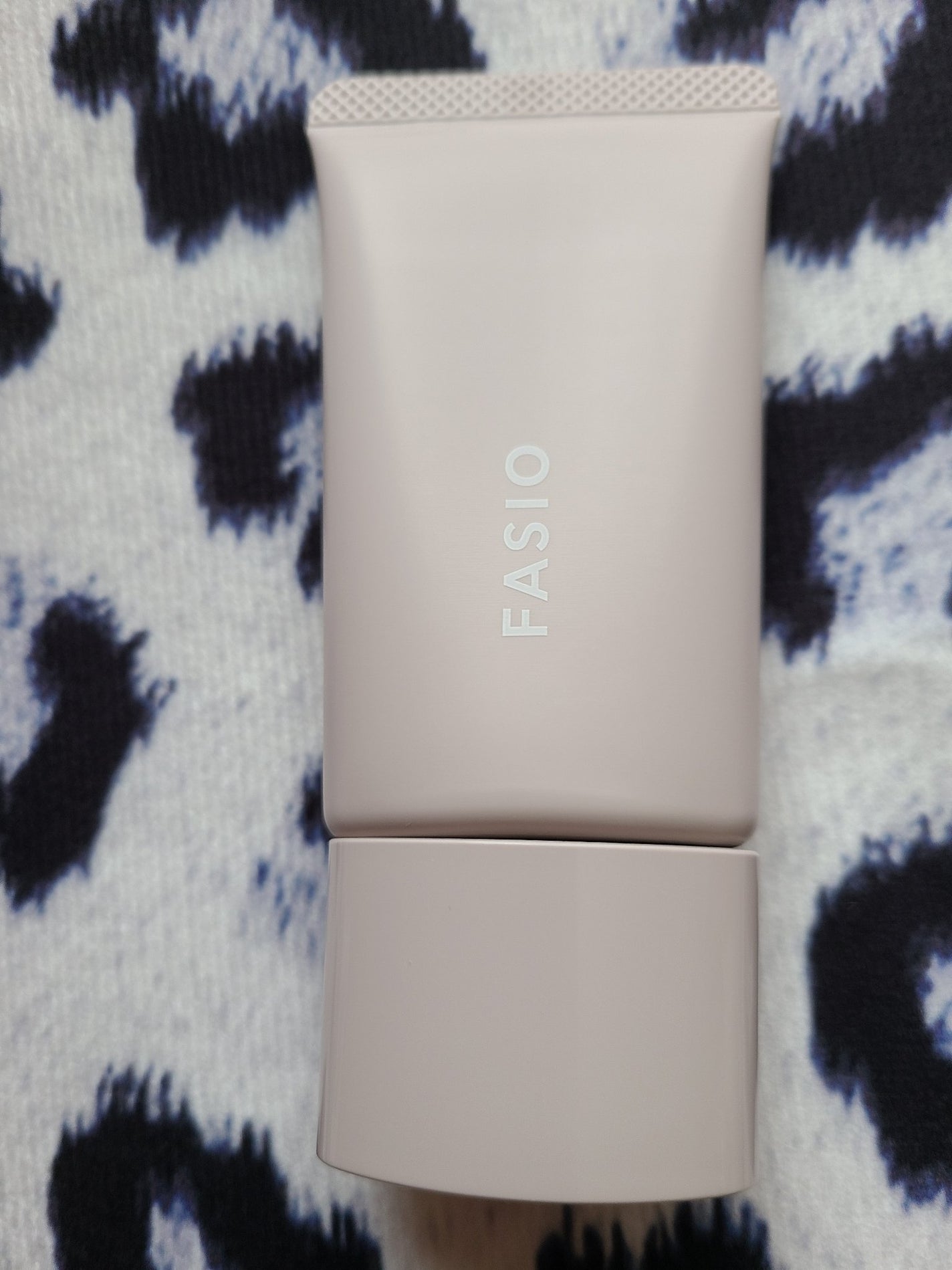 エアリーステイ BB ティント モイスト/FASIO/BBクリームを使ったクチコミ(3枚目)